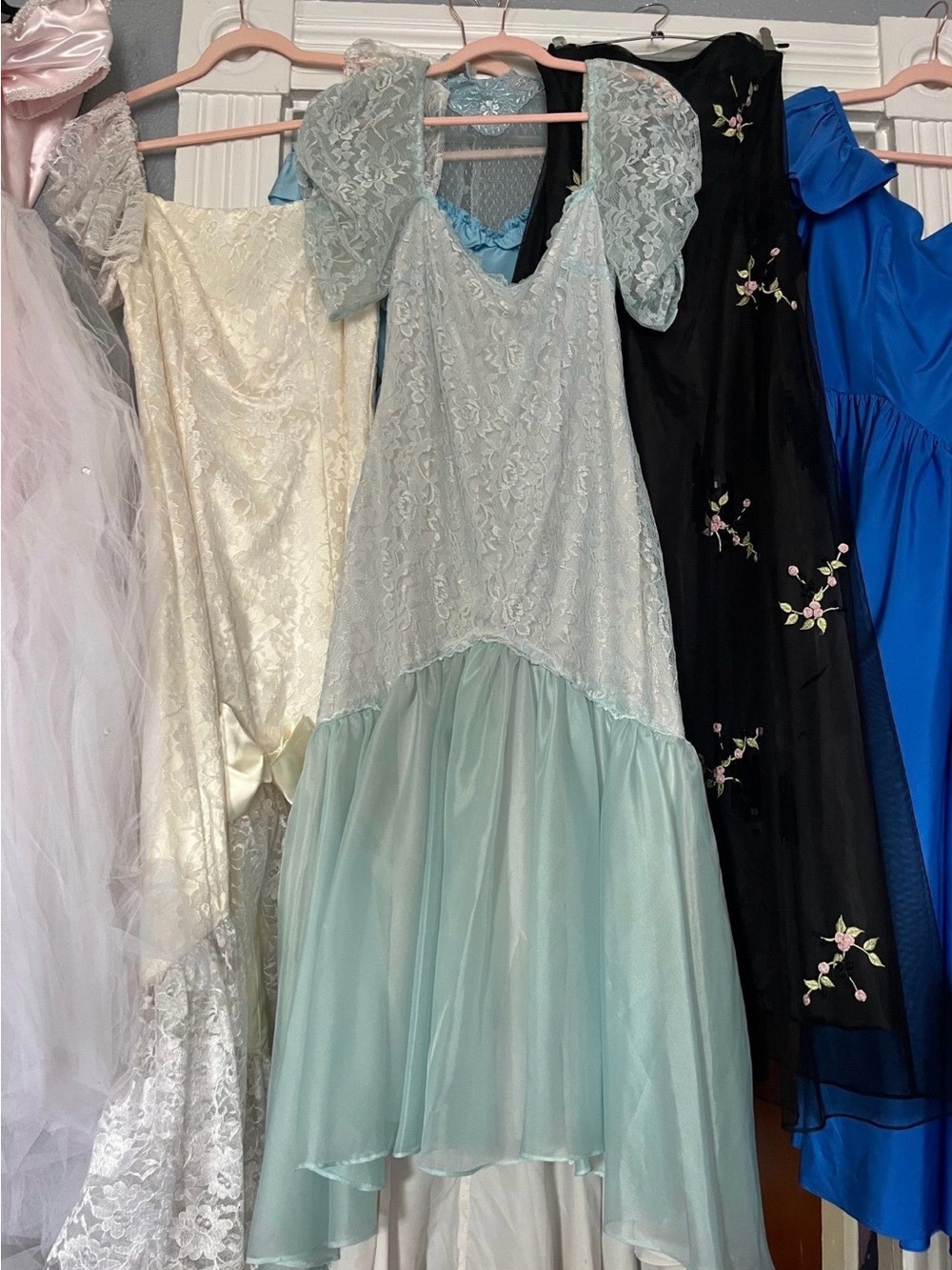 Seafoam Lace & Chiffon Dress with Puff Sleeves